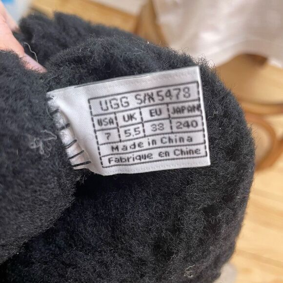 UGG Classic Rock Star Stud Tall Leather Sheepskin Shearling Winter Boots Black 7 - Picture 8 of 12